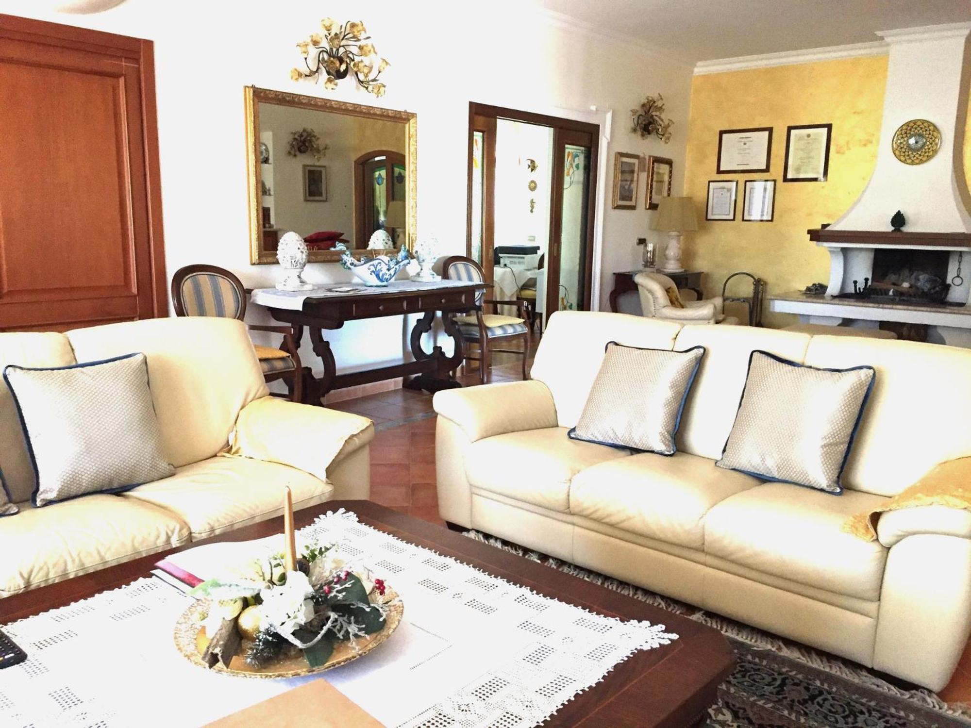 Villa Aurora Le Castella  Kültér fotó