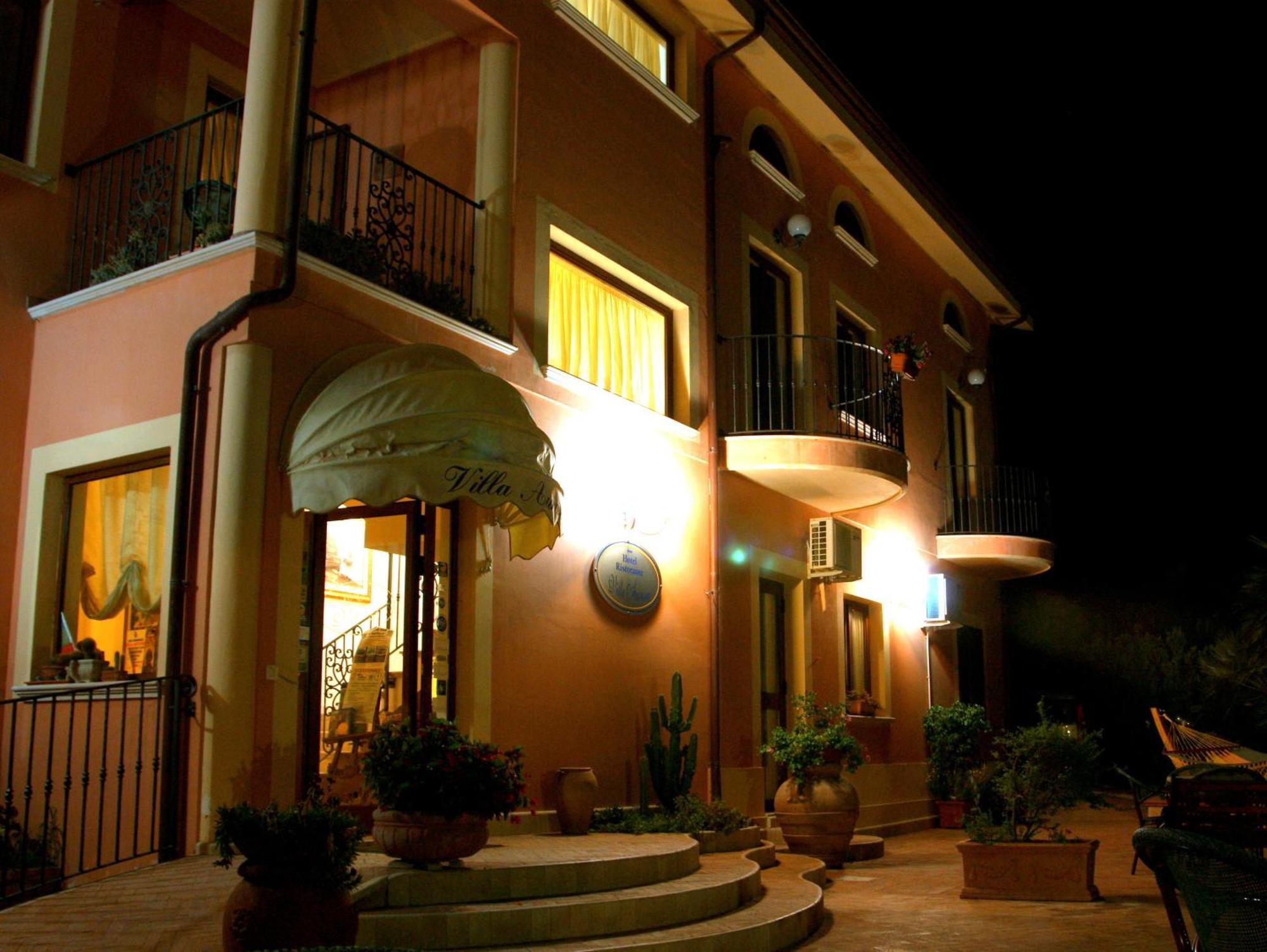 Villa Aurora Le Castella  Kültér fotó
